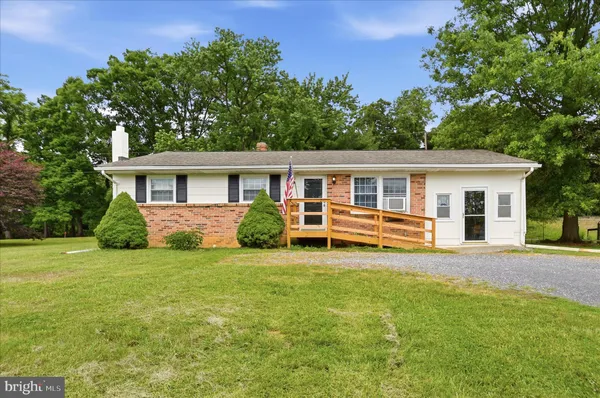 $375,000 | 12394 Lord Fairfax Highway, Boyce, VA 22620