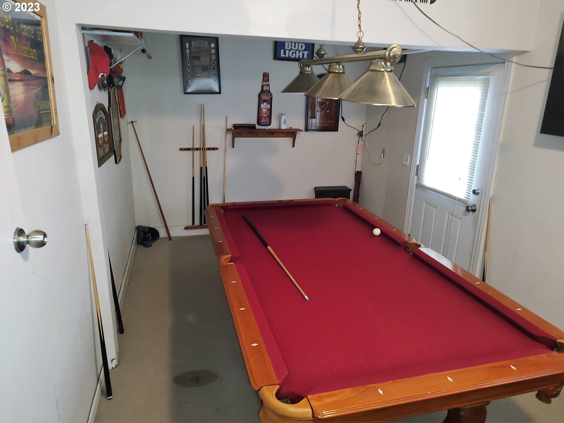 306 Southeast 4th Street Battle Ground, WA 98604 - Photo 10 of 23 a room with gym equipment and a window