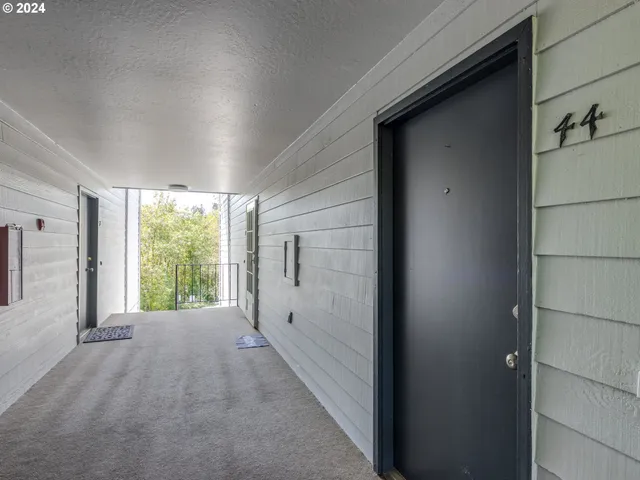 $185,000 | 16738 Southwest Gleneagle Drive, Unit 44G, Sherwood, OR 97140