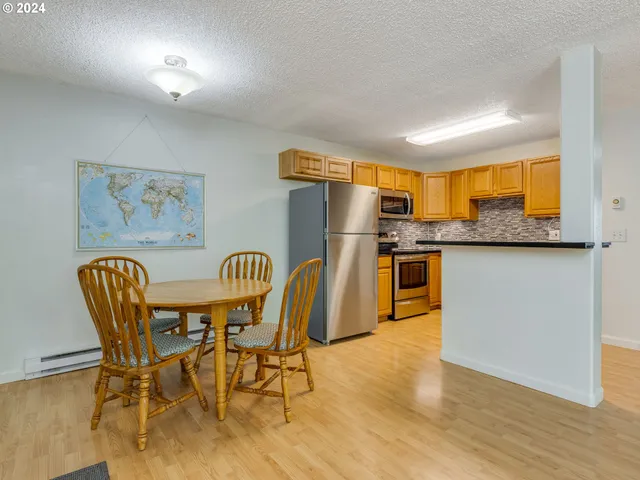 $185,000 | 16738 Southwest Gleneagle Drive, Unit 44G, Sherwood, OR 97140