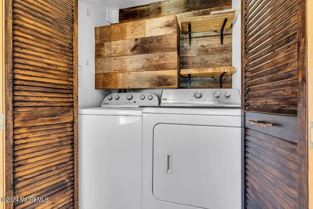 a view of washer and dryer