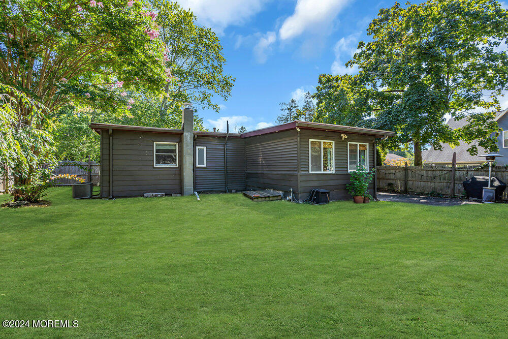 105 Longfellow Avenue Toms River, NJ 08753 - Photo 29 of 38 a house view with a garden space
