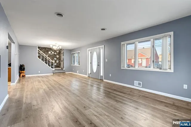 $4,500 | 816 Morton Street, East Rutherford, NJ 07073