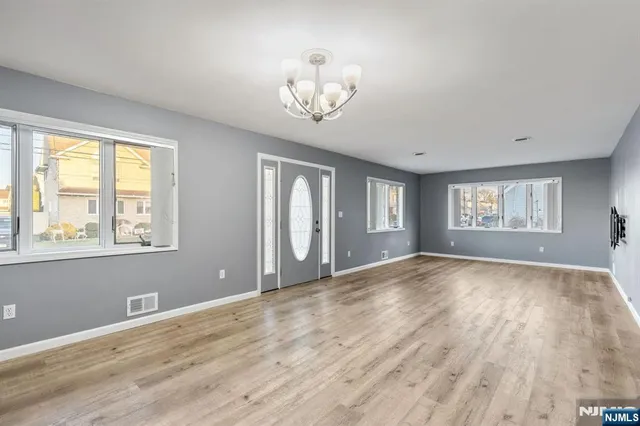 $4,500 | 816 Morton Street, East Rutherford, NJ 07073