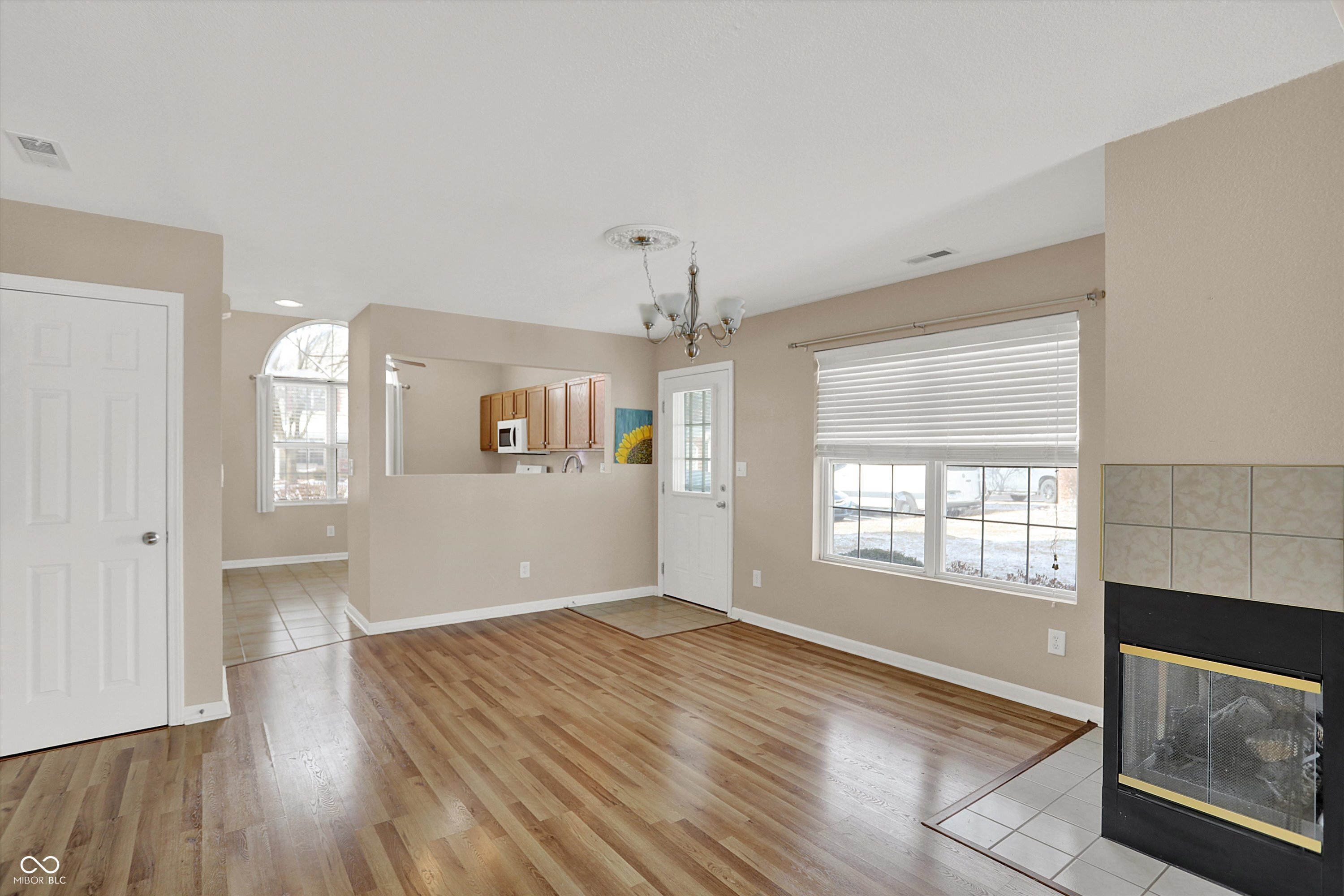 12791 Brewton Street Fishers, IN 46038 - Photo 5 of 42