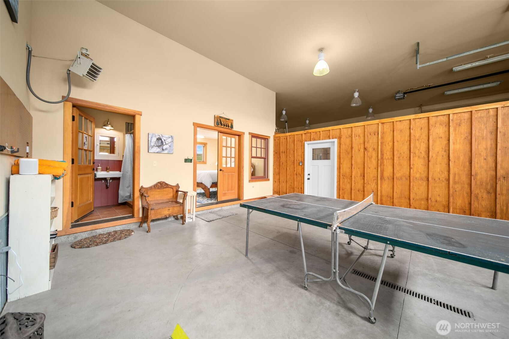 74 Sawtooth View Road Pateros, WA 98846 - Photo 21 of 30 a living room with furniture a ceiling fan and a rug