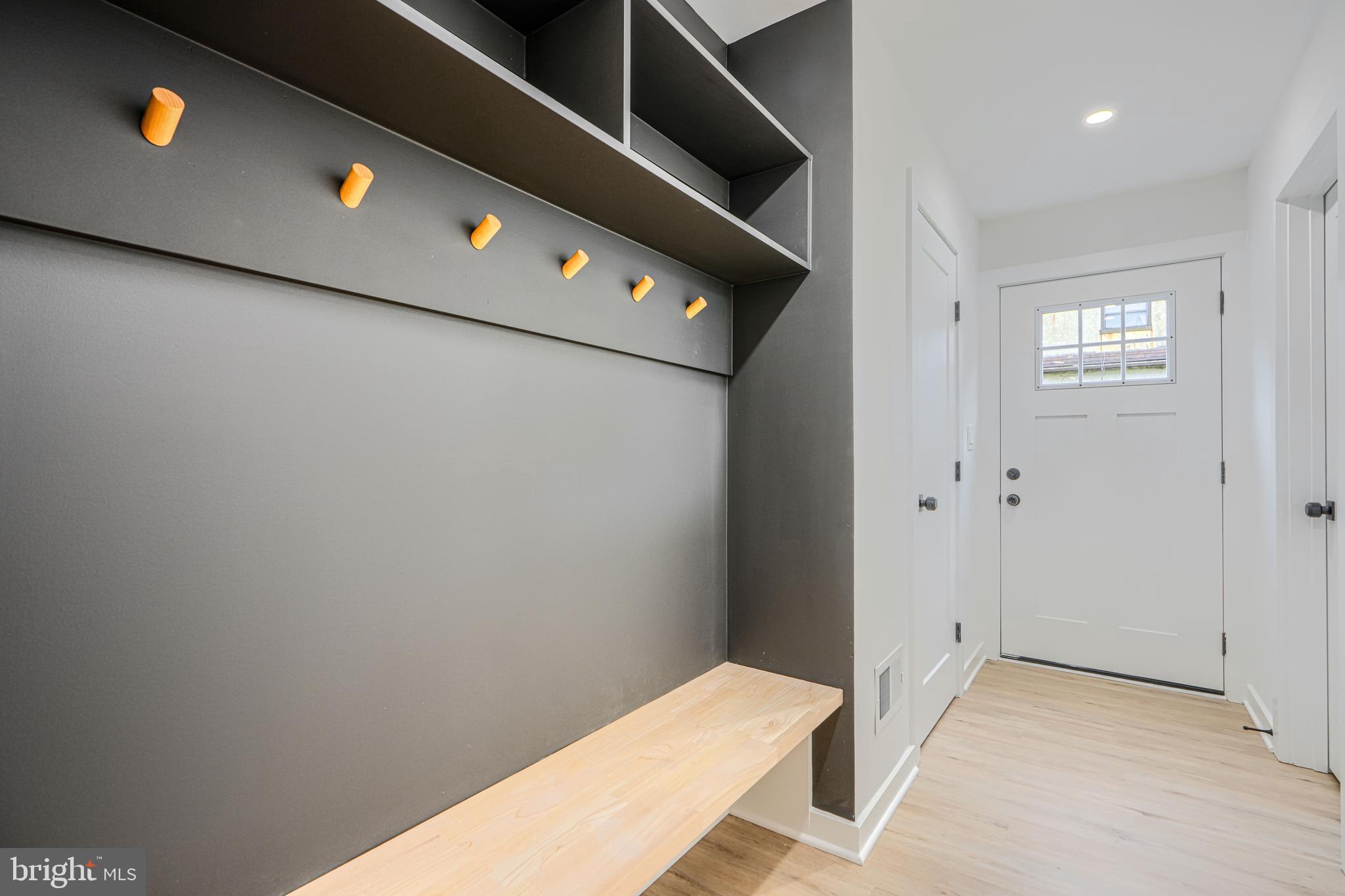 3410 Pinkney Road Baltimore, MD 21215 - Photo 12 of 55