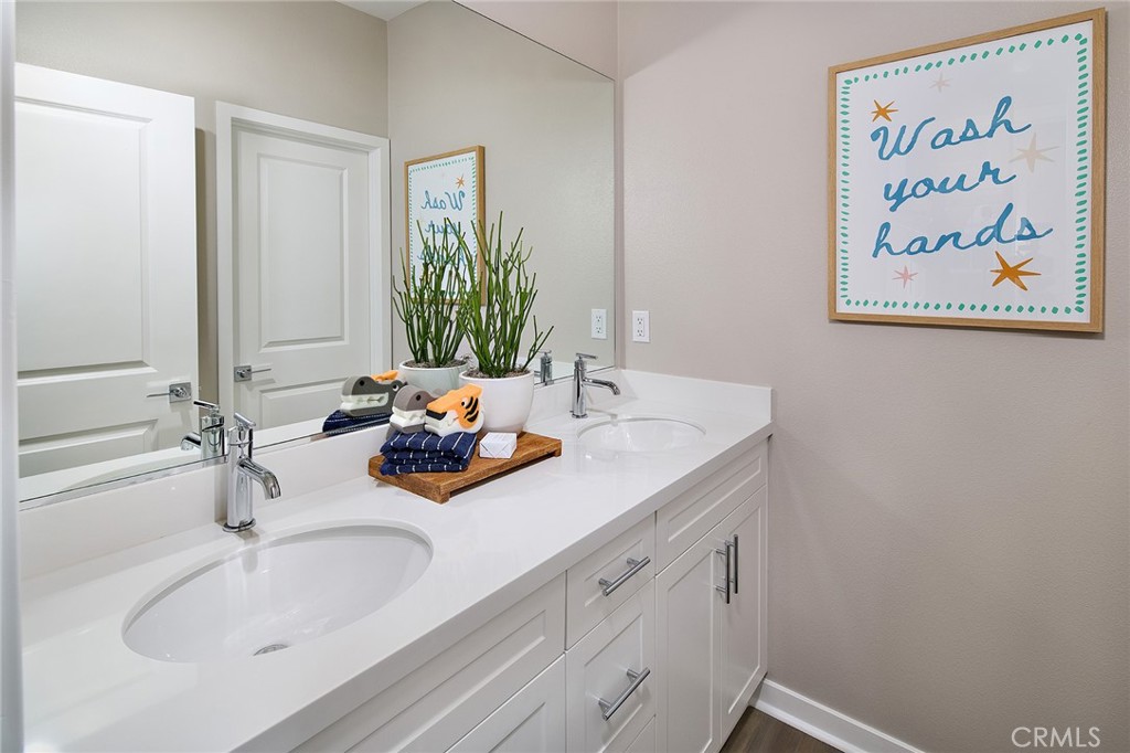 5904 Rockport Road Eastvale, CA 92880 - Photo 13 of 39