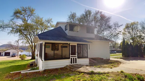 $259,900 | 24658 2nd Street, Trempealeau, WI 54661