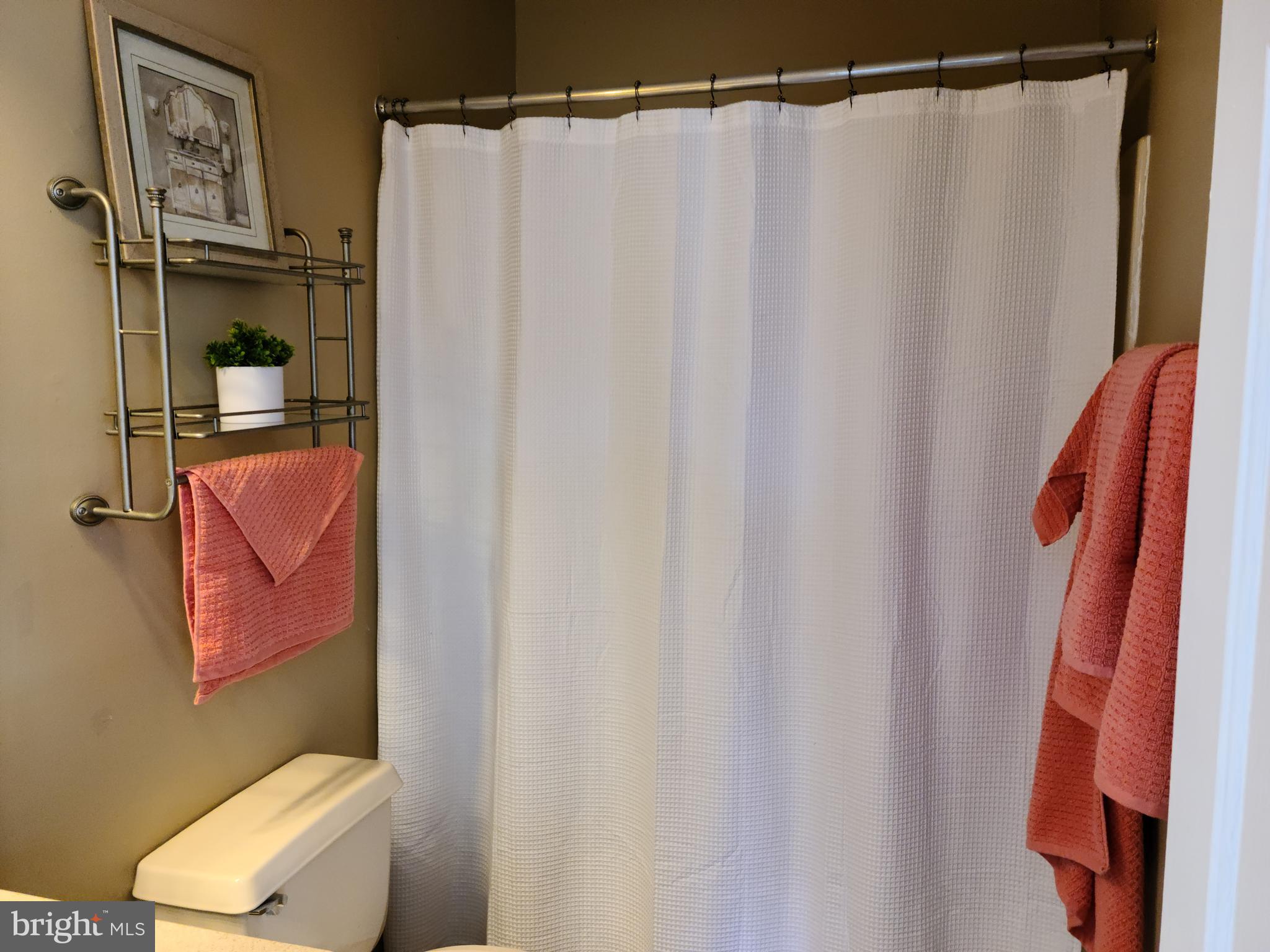 116 Ashley Run Voorhees, NJ 08043 - Photo 28 of 32 Master Bathroom