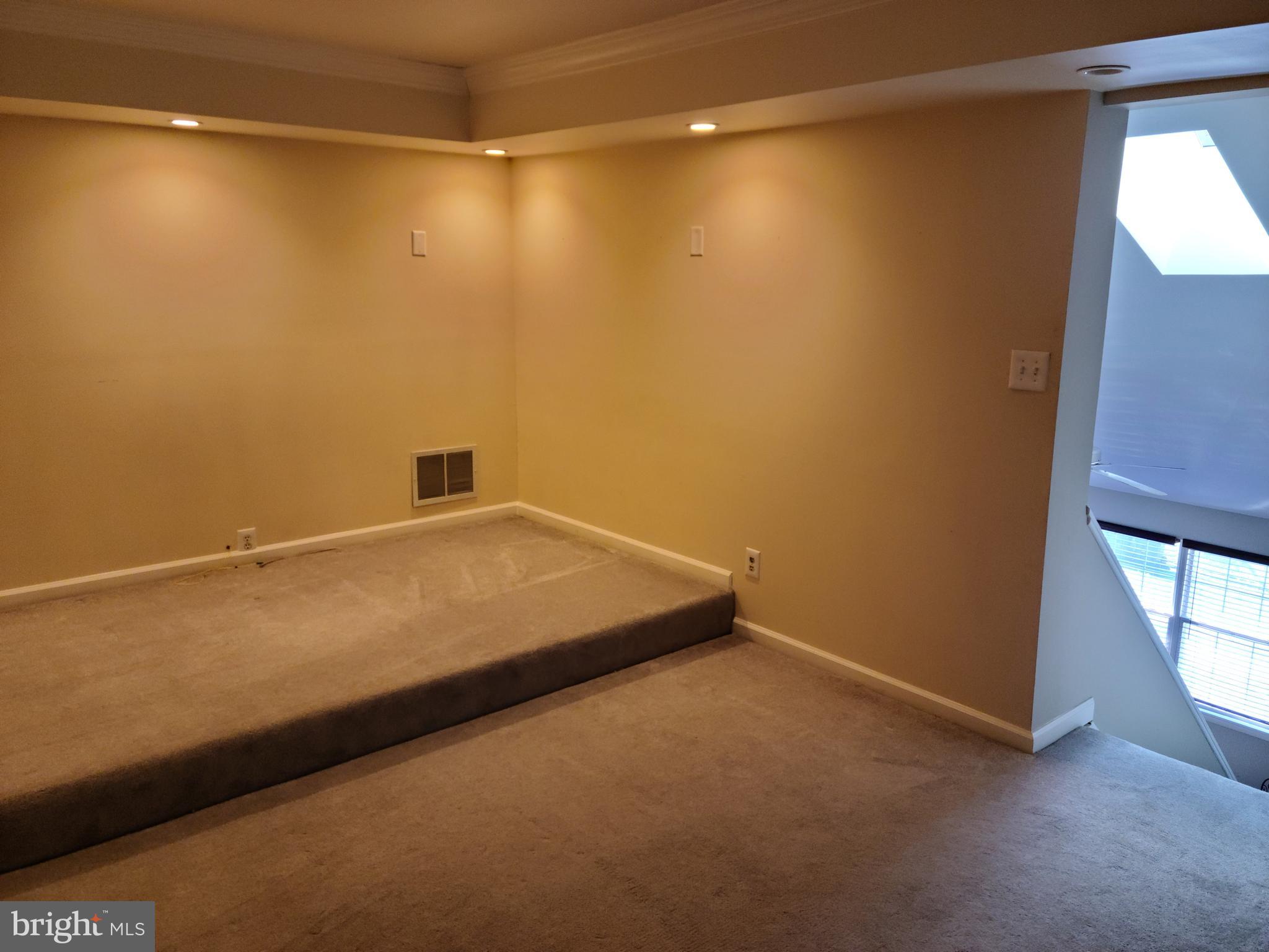 116 Ashley Run Voorhees, NJ 08043 - Photo 29 of 32 Loft