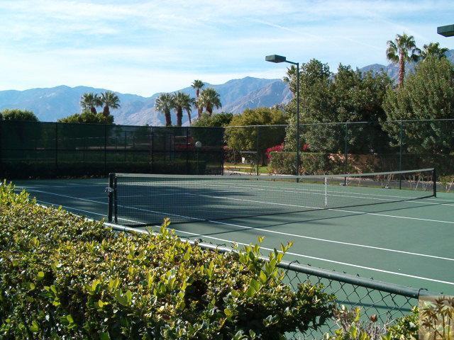 401 El Cielo Road, Unit 29 Palm Springs, CA 92262 - Photo 23 of 25 a view of a tennis court