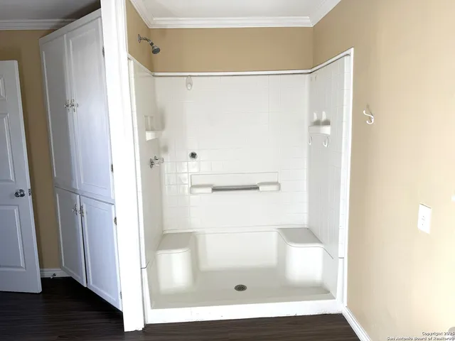 $275,000 | 305 West Youst Street, Beeville, TX 78102