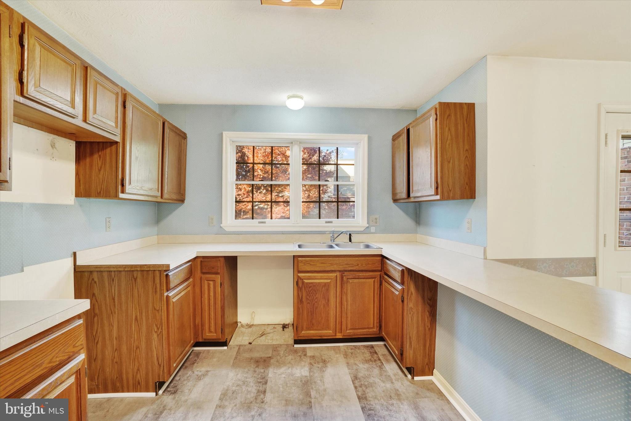25 Jean Lo Way York, PA 17406 - Photo 10 of 27 a kitchen with stainless steel appliances granite countertop a sink stove and cabinets