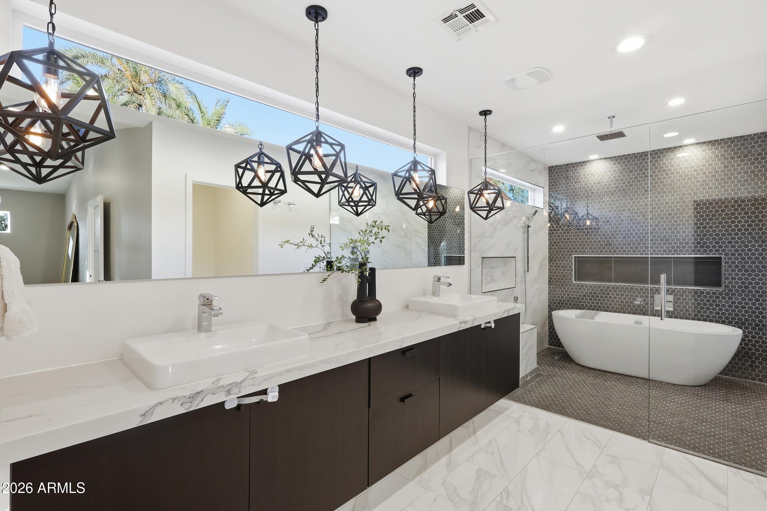 1123 East Coronado Road Phoenix, AZ 85006 - Photo 7 of 37