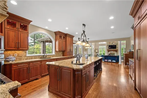 $1,535,000 | 1864 Winchester Drive, Pittsburgh, PA 15241