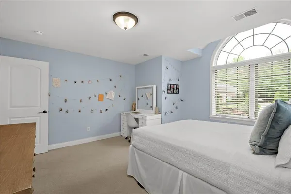 $1,535,000 | 1864 Winchester Drive, Pittsburgh, PA 15241