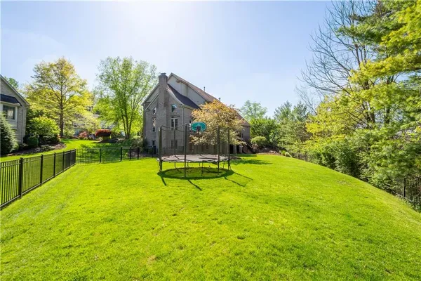 $1,535,000 | 1864 Winchester Drive, Pittsburgh, PA 15241