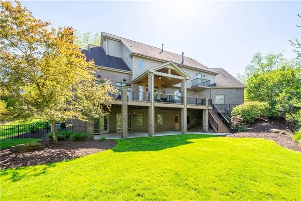 $1,535,000 | 1864 Winchester Drive, Pittsburgh, PA 15241