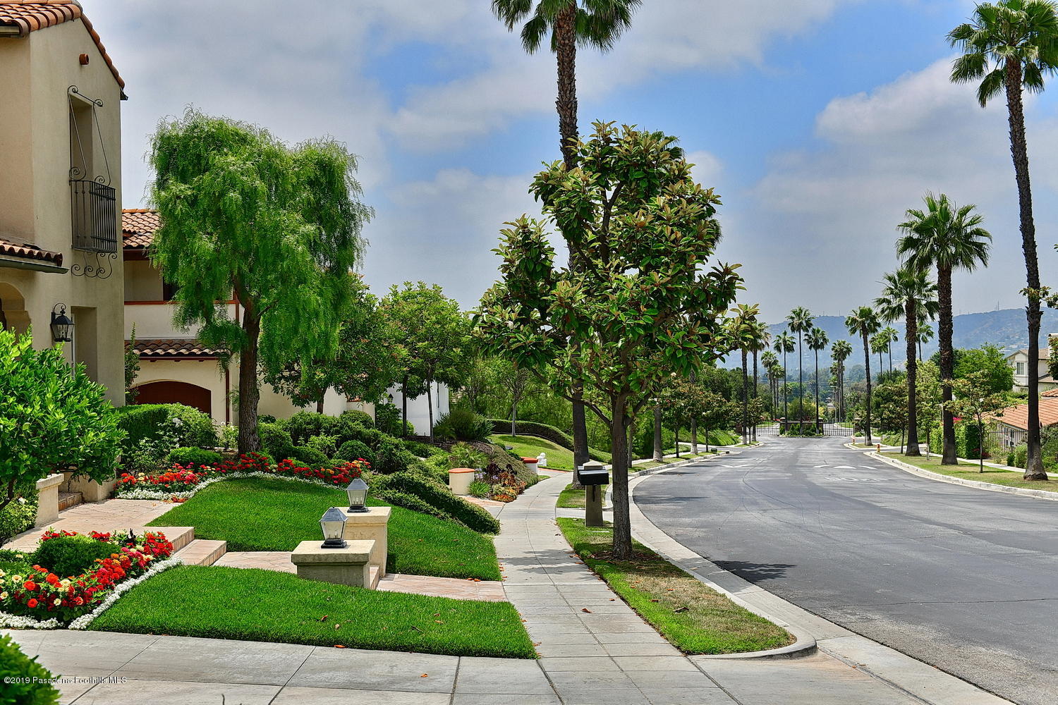 3702 Sunset Ridge Road Altadena, CA 91001 - Photo 4 of 56 3702 SUNSET RIDGE MLS 04