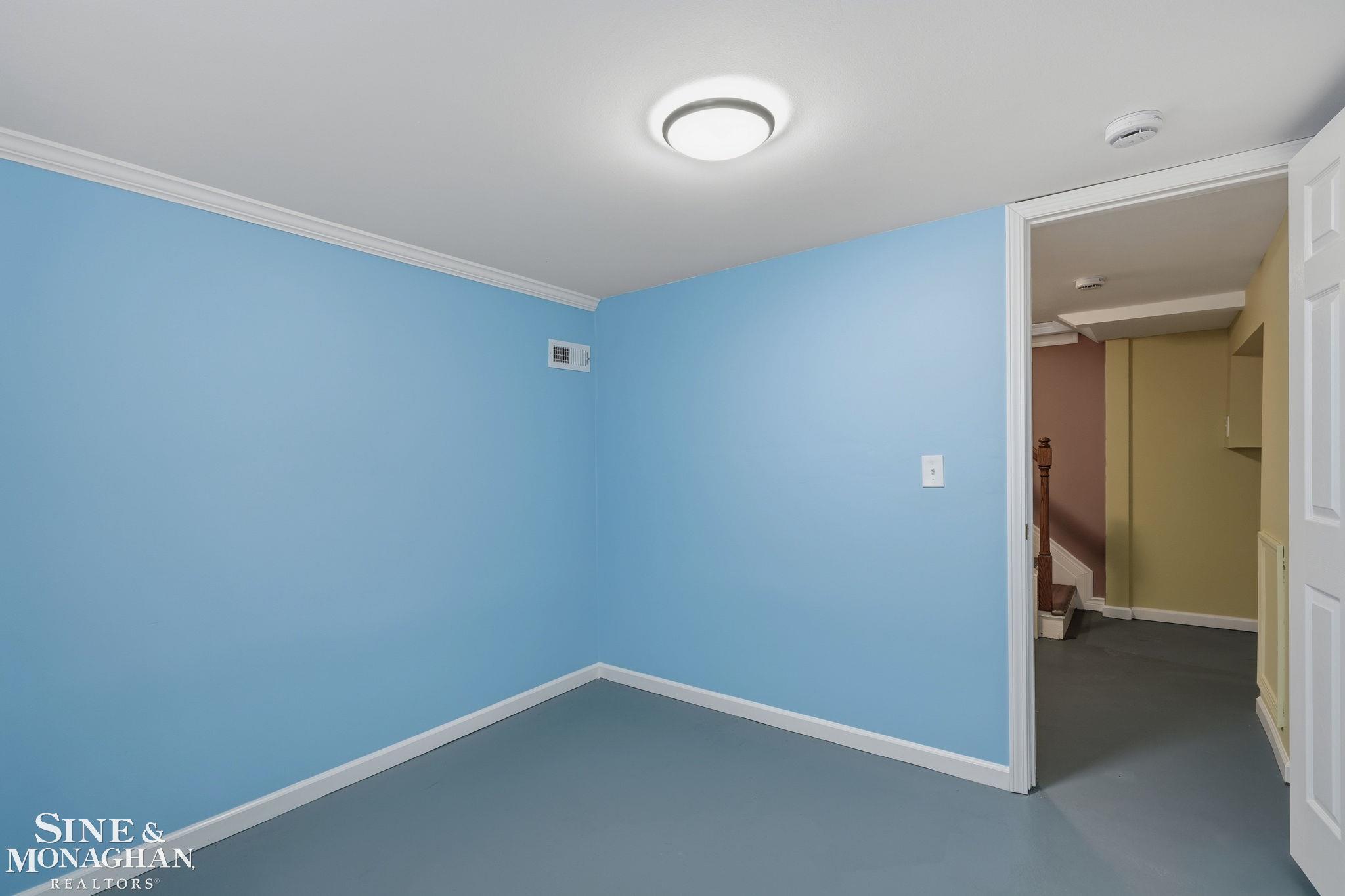 1641 Hampton Road Grosse Pointe Woods, MI 48236 - Photo 45 of 70