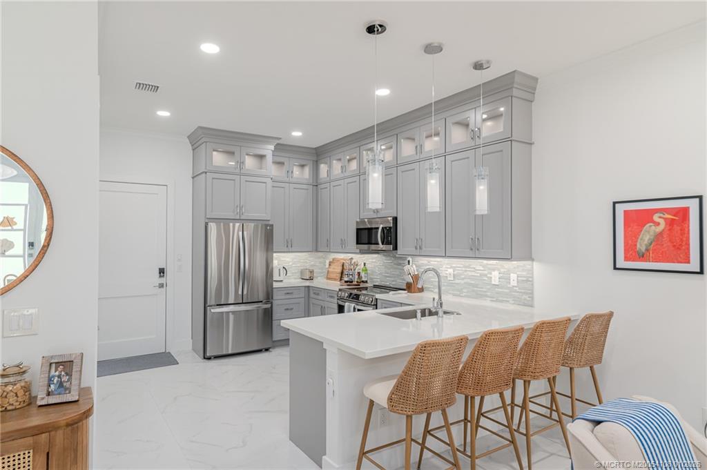 4692 Southeast Manatee Terrace Stuart, FL 34997 - Photo 12 of 29