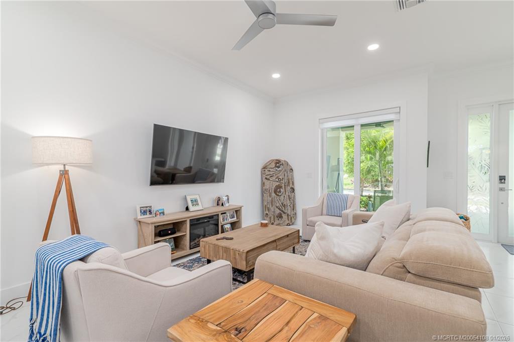 4692 Southeast Manatee Terrace Stuart, FL 34997 - Photo 10 of 29