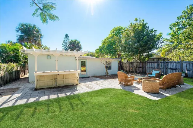 $3,750 | 321 Forsyth Street, Boca Raton, FL 33487