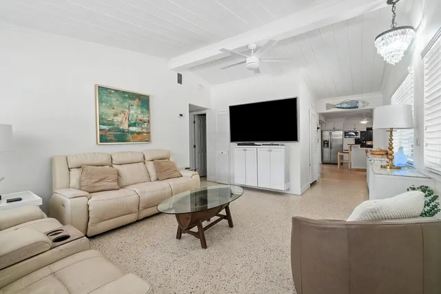 $3,750 | 321 Forsyth Street, Boca Raton, FL 33487