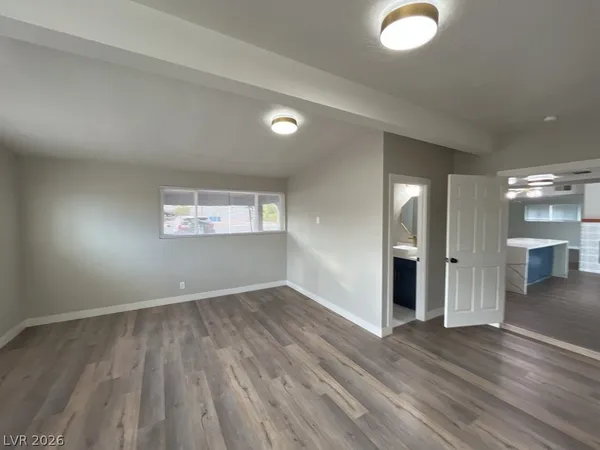 $2,700 | 1611 South 6th Street, Las Vegas, NV 89104