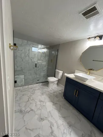 $2,700 | 1611 South 6th Street, Las Vegas, NV 89104