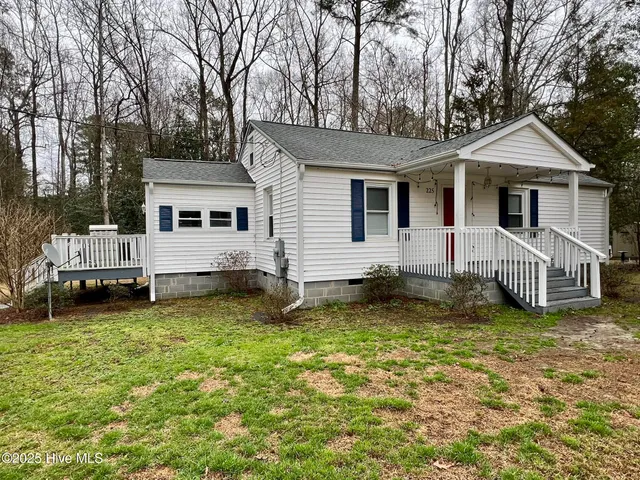 $1,500 | 225 Oakwood Drive, Vass, NC 28394