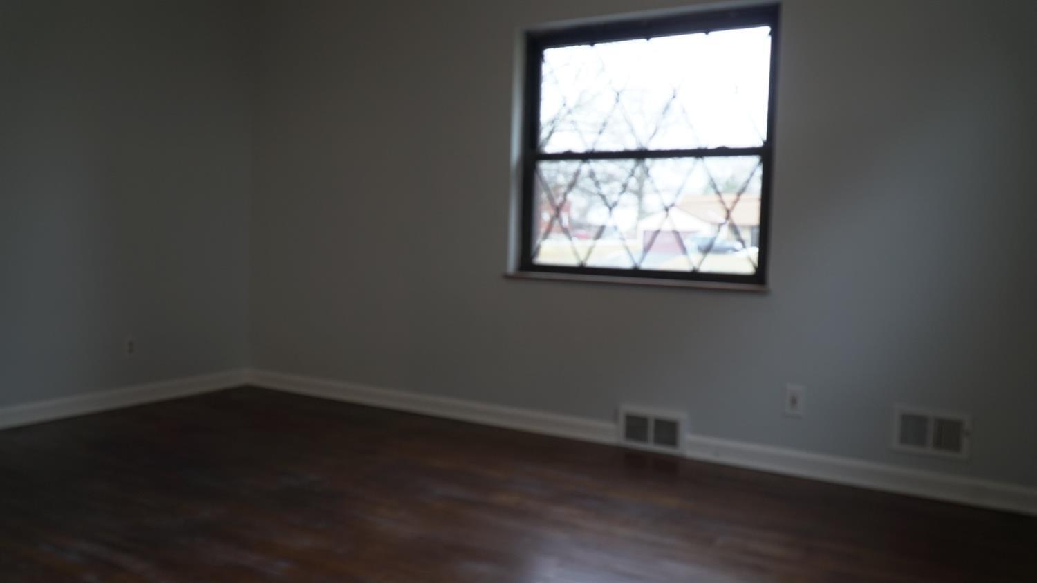 4328 North Bend Road Cincinnati, OH 45211 - Photo 19 of 43 Gallery Image 19