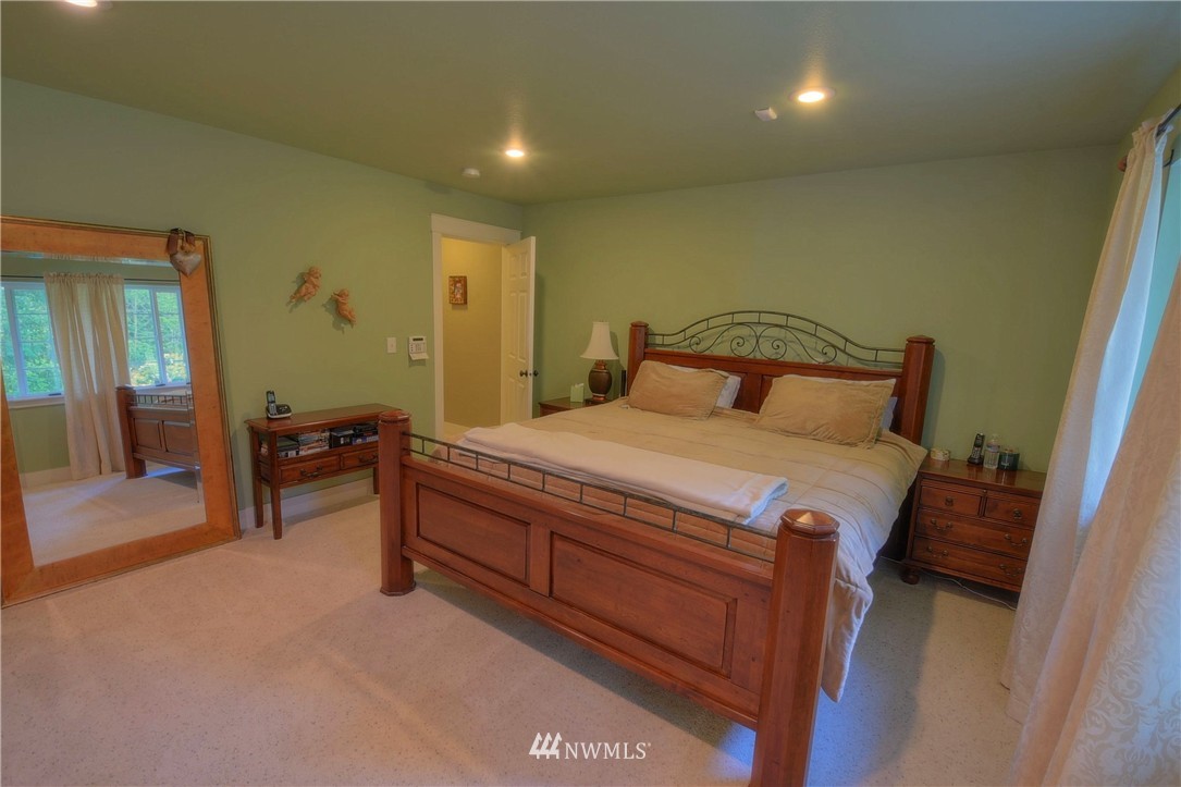 6163 Mission Road Bellingham, WA 98226 - Photo 11 of 25