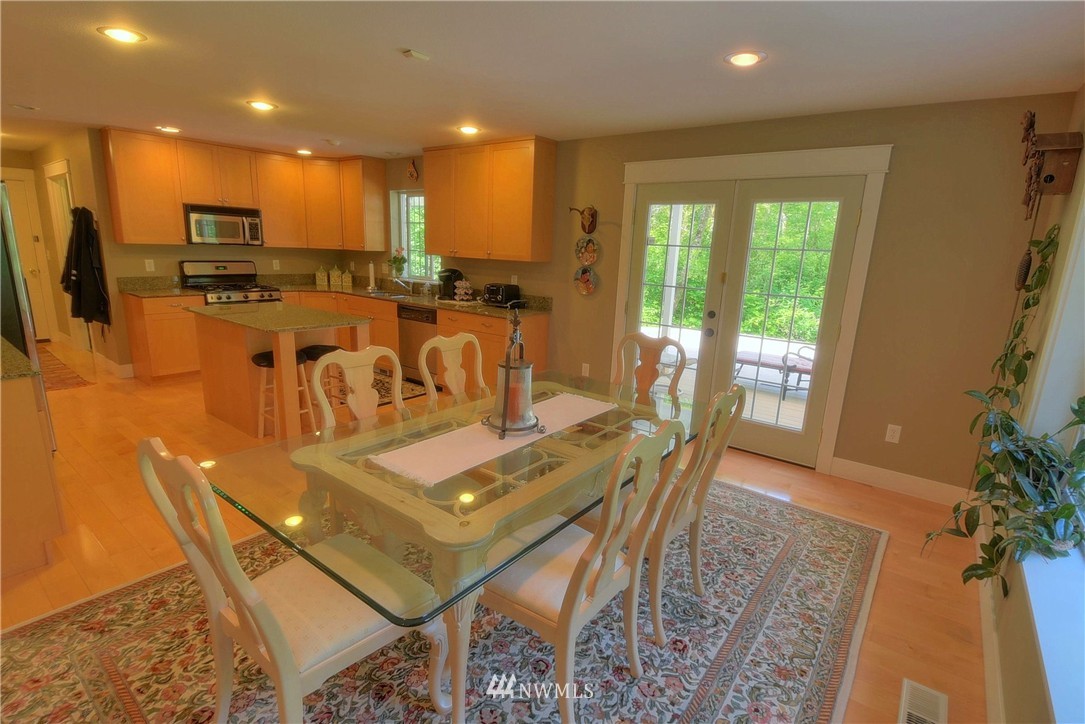 6163 Mission Road Bellingham, WA 98226 - Photo 8 of 25
