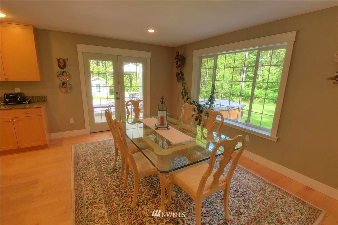 6163 Mission Road Bellingham, WA 98226 - Photo 9 of 25