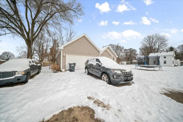 $299,900 | 238 Harvey Street, Lawton, MI 49065