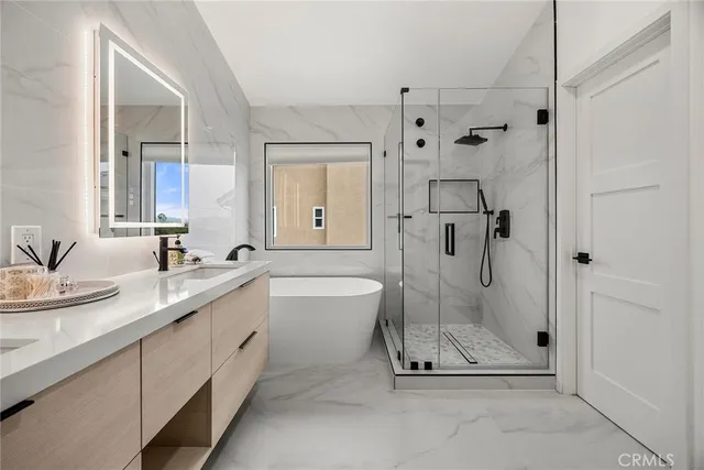 $1,800,000 | 3000 South Sawgrass Court, La Habra, CA 90631