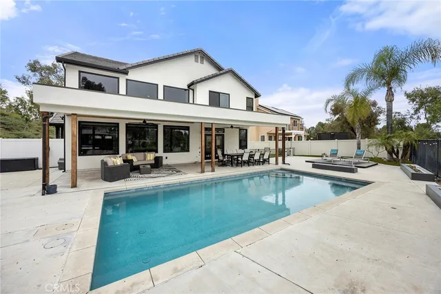 $1,800,000 | 3000 South Sawgrass Court, La Habra, CA 90631