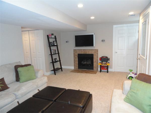 204 Center Street, Unit 9 Pembroke, MA 02359 - Photo 17 of 22