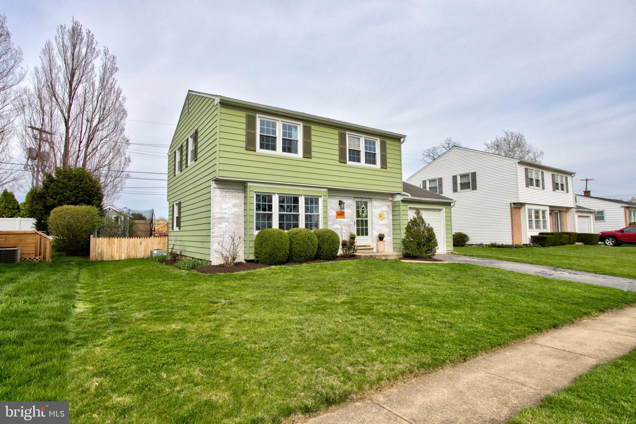 1665 Glenn Road Lancaster, PA 17601 - Photo 3 of 41 Gallery Image 3