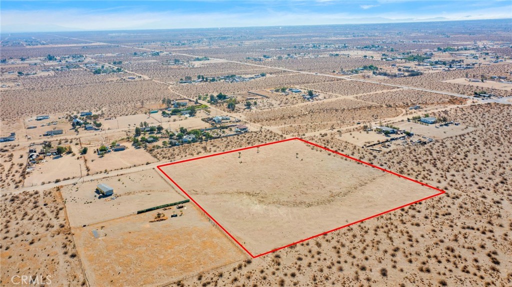 11111 Johnson Road Phelan, CA 92371 - Photo 4 of 13