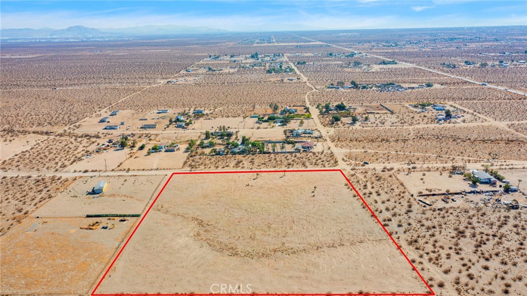 11111 Johnson Road Phelan, CA 92371 - Photo 5 of 13