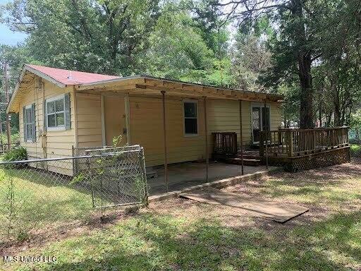 1025 Raymond Bolton Road Raymond, MS 39154 - Photo 4 of 7 ec164d7141730a02111fc4805be84856b566eb4d