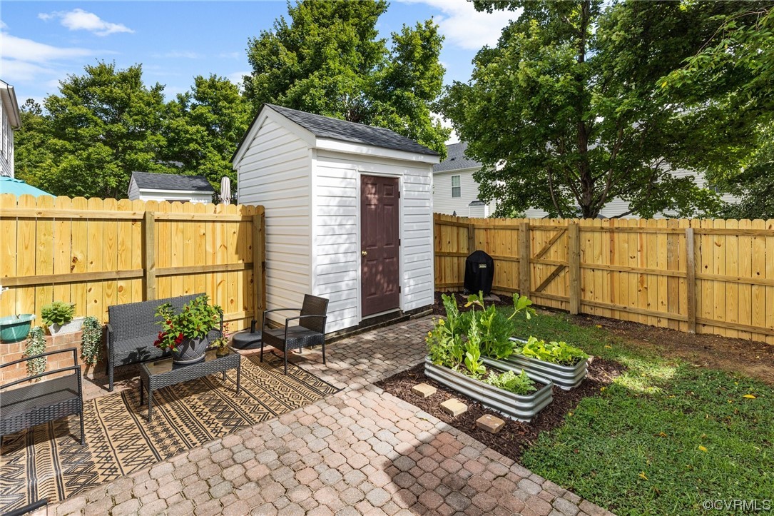 5502 Millstream Lane Henrico, VA 23228 - Photo 28 of 30 newer fence for privacy