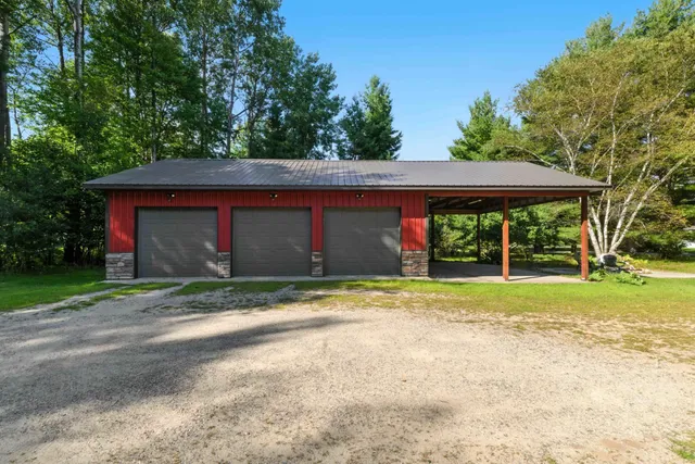 $337,000 | 3287 Bluebird Road, Cushing, MN 56443