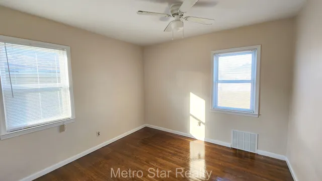 $2,000 | 315 North Minerva Avenue, Royal Oak, MI 48067