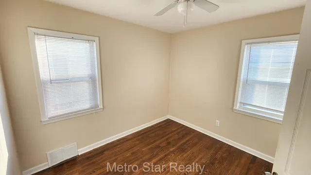 $2,000 | 315 North Minerva Avenue, Royal Oak, MI 48067