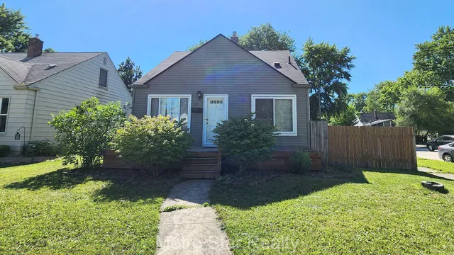 $2,000 | 315 North Minerva Avenue, Royal Oak, MI 48067