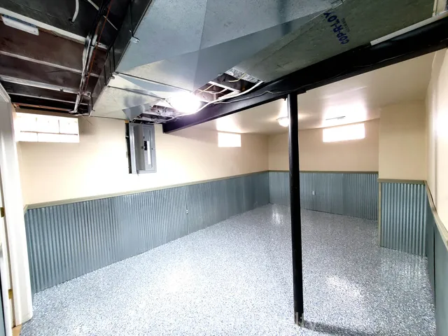 $2,000 | 315 North Minerva Avenue, Royal Oak, MI 48067